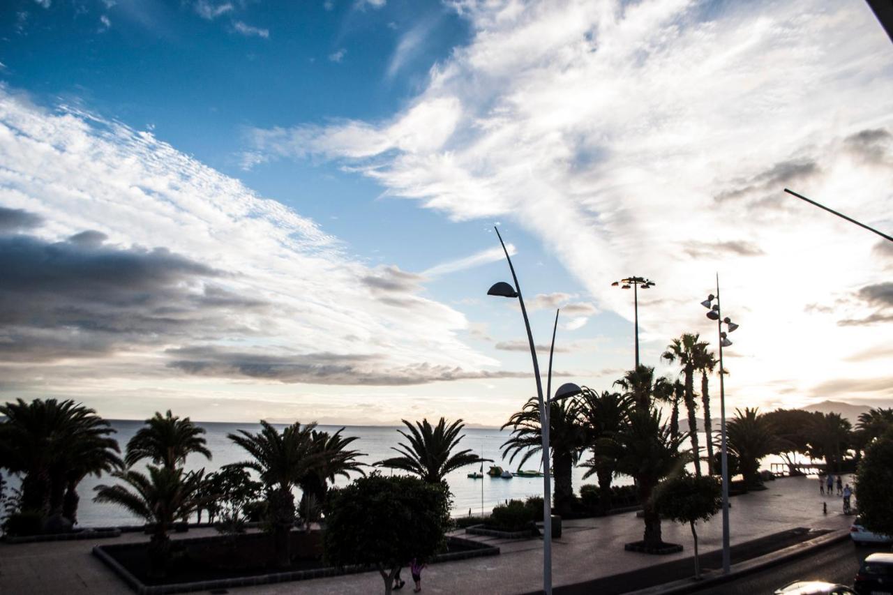 Casa Atlantico On The Front Line With Amazing Sea Views Apartment Puerto del Carmen  Bagian luar foto
